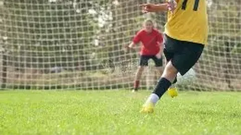 波兰、俄罗斯选手在冬青奥会冬季两项短距离项目中分别夺得男女金牌